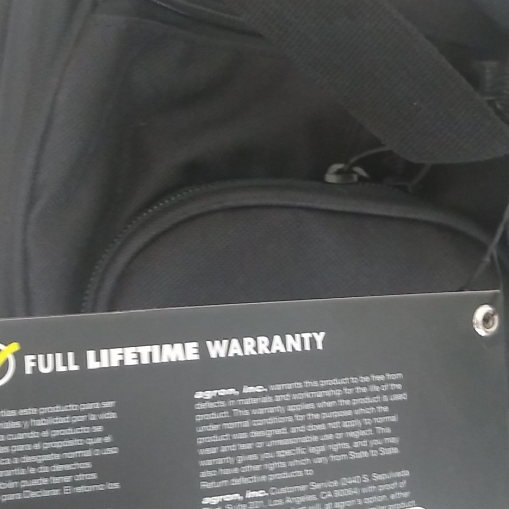 BRAND NEW BAT BAG - Picture 2 of 2